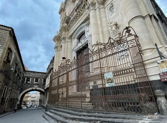 Ciraulo Old Town Катания